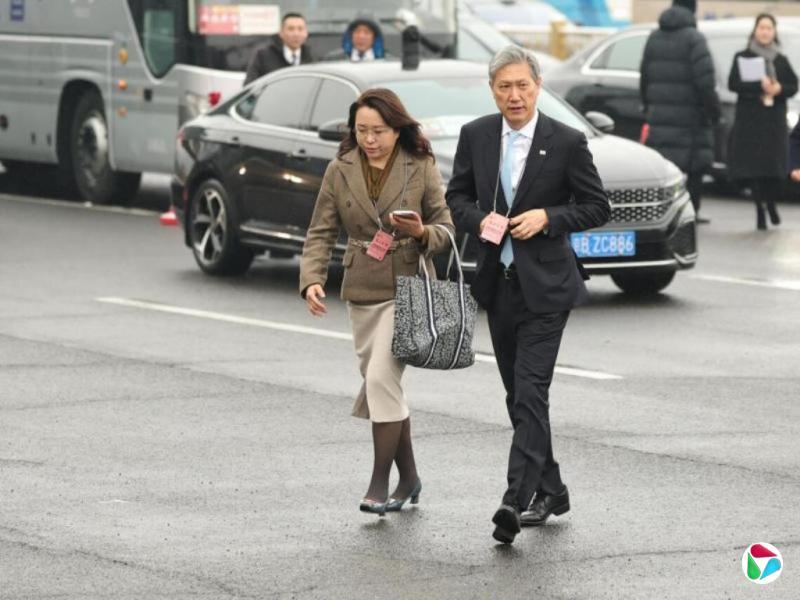 ��ʹ�ݴٱ������������뺫�걨��ð��վ