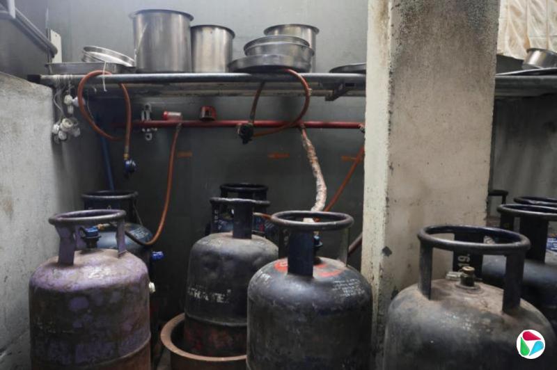 ӡ���ս�ȼ������ ����ҵ�߾��������ͣҵ��