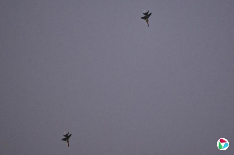 ���ݿյ��� ̨���ܱߴ�½������������