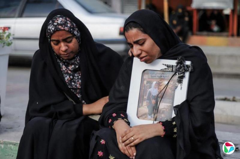 ����Сѧ��Ϯ�� �й���ʮ�ֻ��ṩ20����ԪԮ��