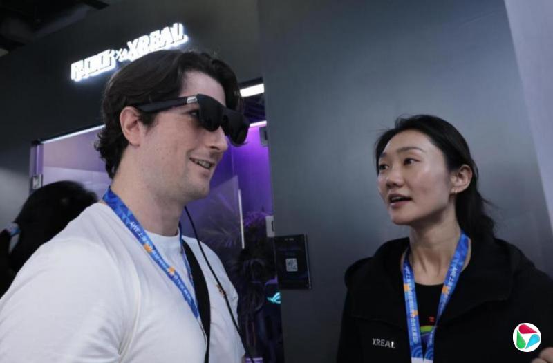 IDC:中国产AI眼镜今年出货量预计占全球市场45%