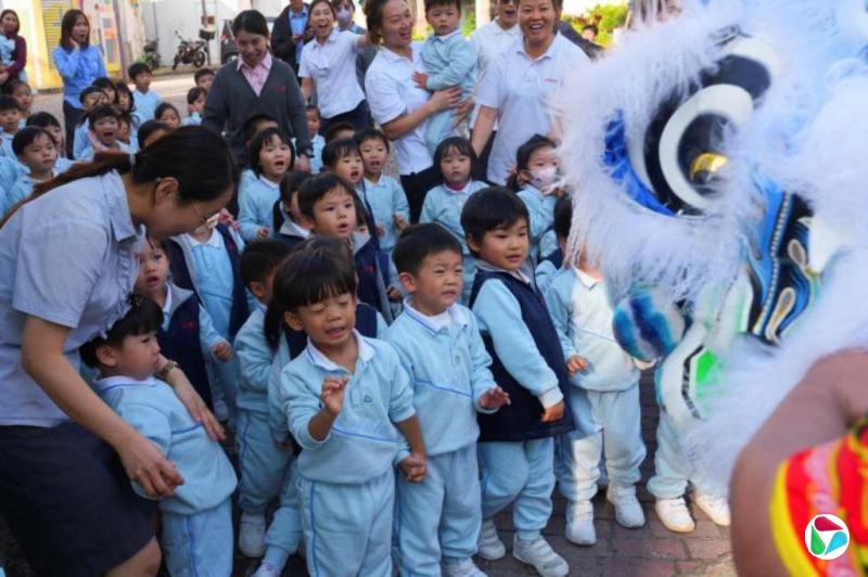 ���ѧ���˿ڴ�� 15��Сѧ����9����ѧ�ڵ���