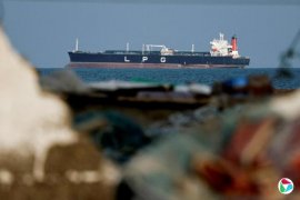 ���ʿ������ջ���ľ�Ⱥ�Ͽͨ�з�