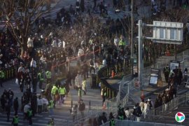 BTS����ǰ��Сʱ �׶�������Լ3���˾ۼ�