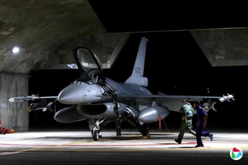 ��F16ս����崶�ʱ ̨�ٷ������꿪ʼ����