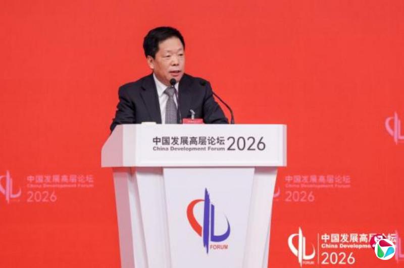 韩文秀:中国全方位应对AI冲击 促进高质量充分就业