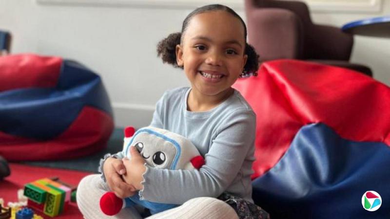 һ�����׵ĺ���������AI���Gabbo����������������λ���������֮�䣬����ͷ