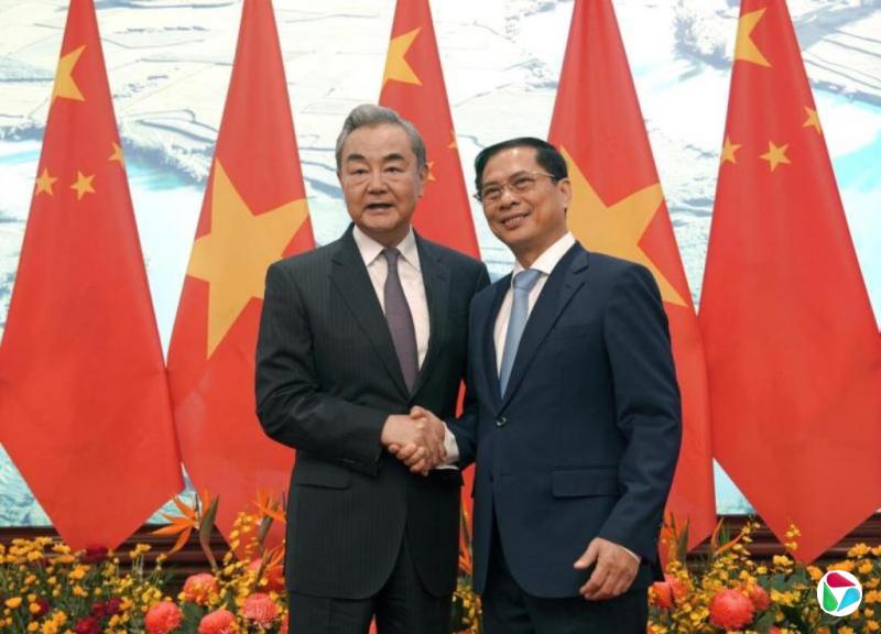 ���Խ�ϵĹ��Ұ�ȫս��ת������