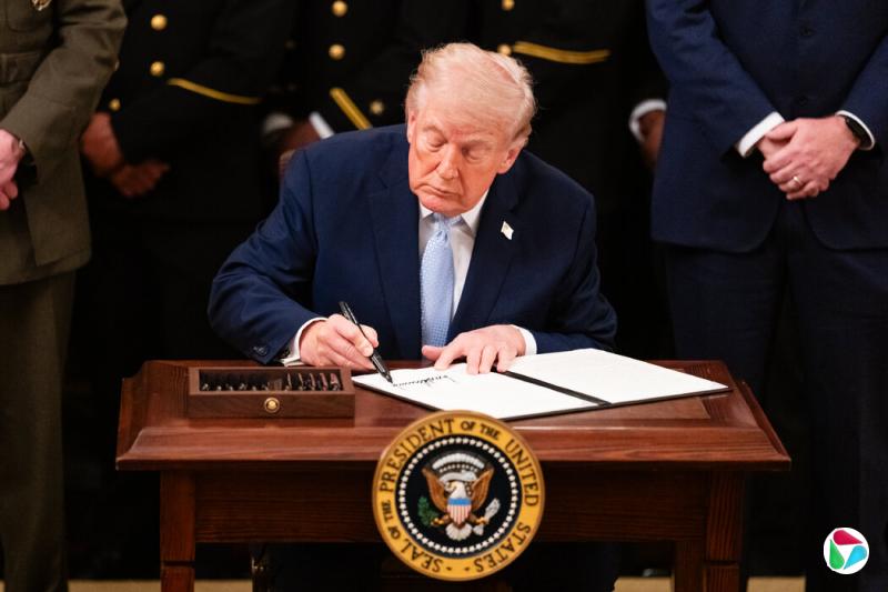 ��ǩ����ӡ����Ԫ�ϣ�����������ͳ�����һ������������Ʒ����ӡ��������֤��