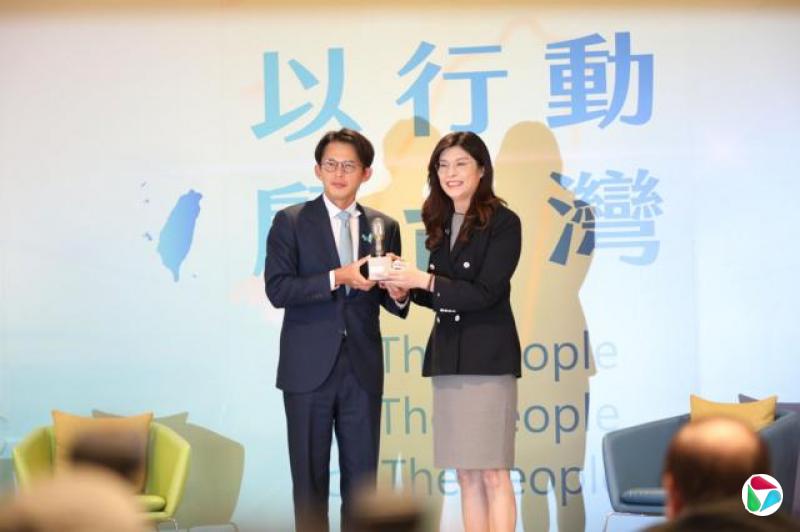 ͼΪ���ڵ���ϯ�ƹ����������ϯ֣����2025��11�³�ϯ��ĺ��ա�