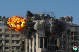 ��˹�����̬�ȸı� ֧�������Ӵ��������ʩѹ