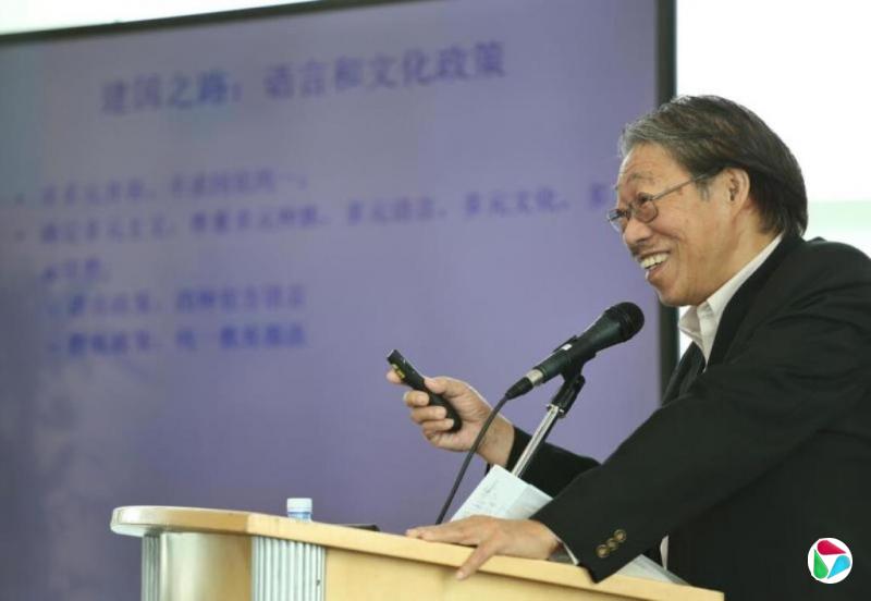 �����ģ���������ʦ������ĶԻ�