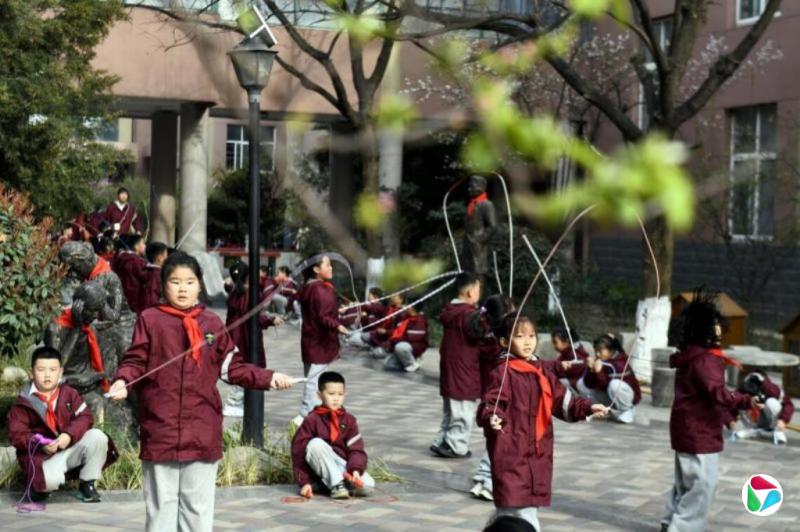 �й��������꿪չ����ר���ж� �Ͻ���Сѧ���ص�������