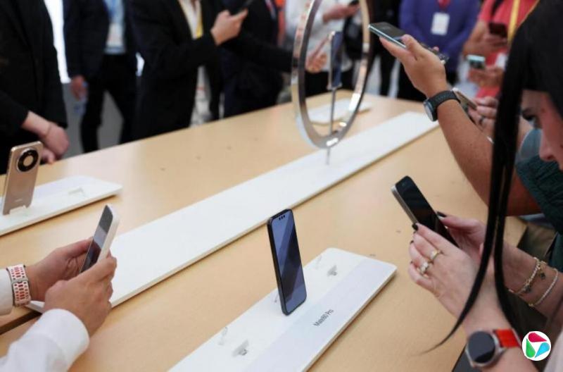 ��FCC���ֹ���ڲ����й��豸 ����Ի��Ƽ����