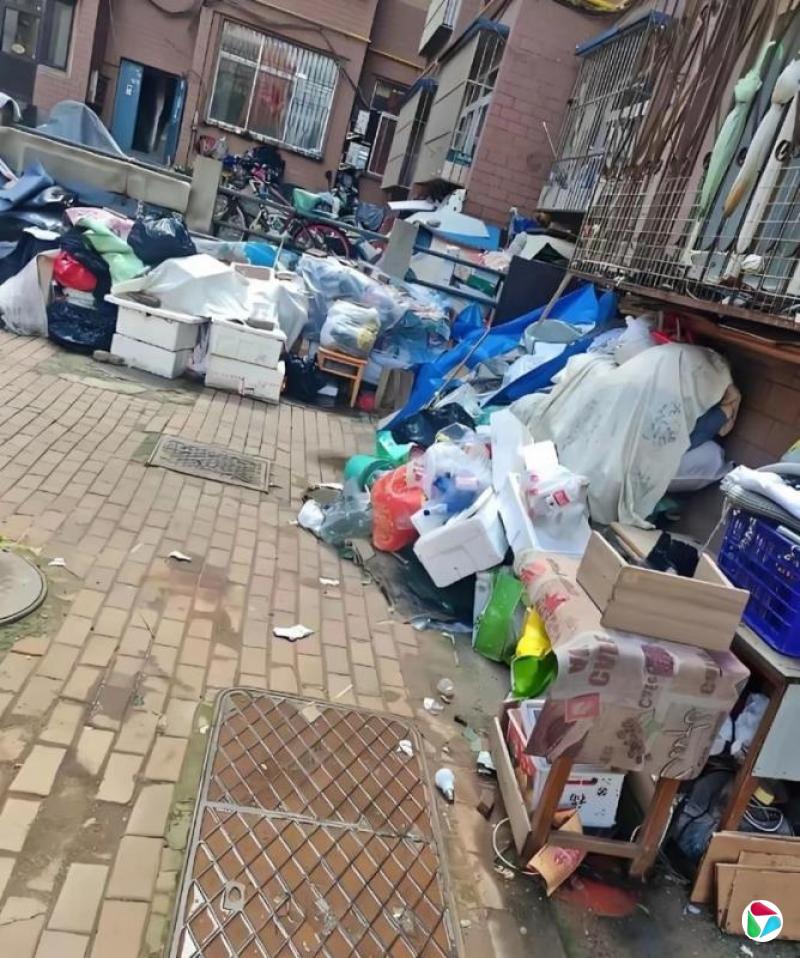 下午察:物业大撤退 楼市再添忧?