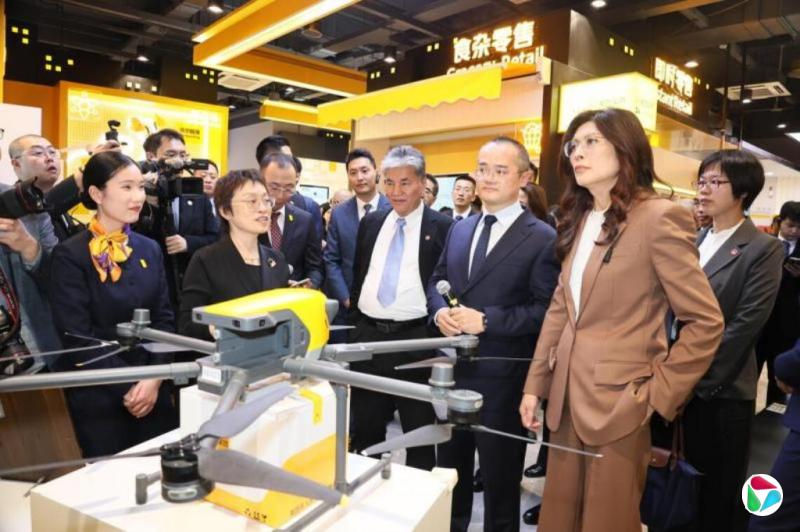 ��ӽ�죺֣�����ڴ�½�����̨�����塱��