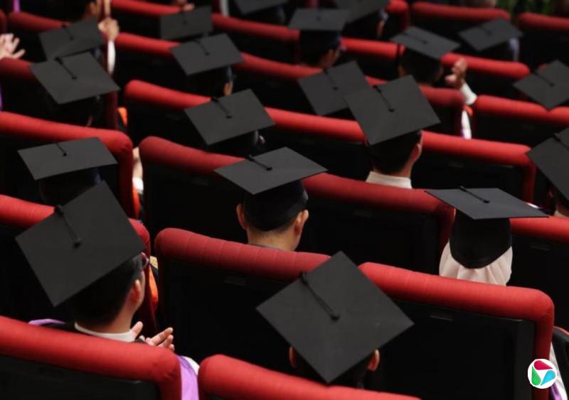 中国去年出国留学人数逾57万