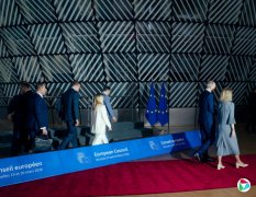 ���ۣ�ŷ���˲��ٶ������ձ�����ϥ