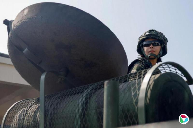 �����½й�� ̨�ؼ������ߺ��ز���У�Ⱦž�ְ��Ա