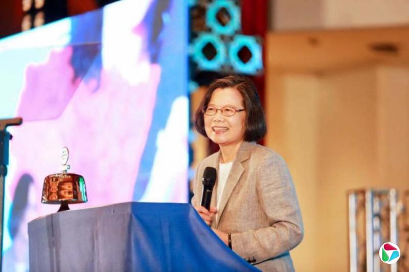 ��Ӣ�ģ�̨������������������ս�ۻ�����