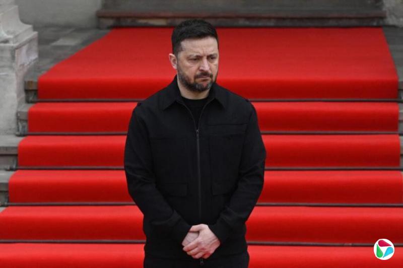 ���ſ���ʯ���Ʋ� ����˹����ÿ��Ǯ������Ϯ�ڵ���