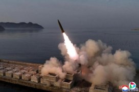 �������䡰������-11������ չʾ�������롰���в��ס�ʵս����