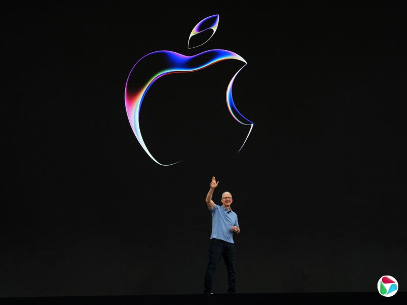 ��ķ�������1998�����ƻ����˾���ڹ�˾���ϴ�ʼ��ʷ�ٷ��ǲ�˹���µ�����ϯ��Ӫ�١�