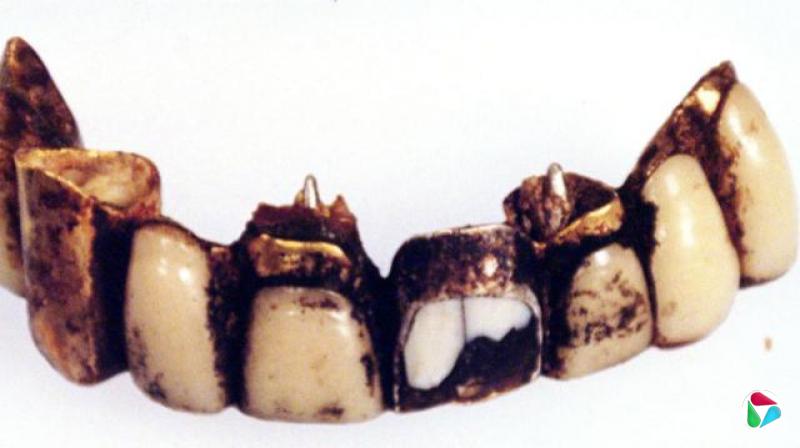 ��Ƭ��ʾһ��ר���������ɴ�¹��������ź����������ݣ�������Ƭ�ڶ���˹Ī˹��չ����2000��4�£�