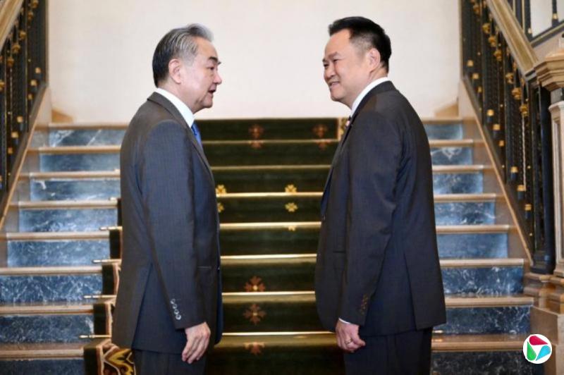 �����̩�����໥��˧��  ȫ��Ц����������