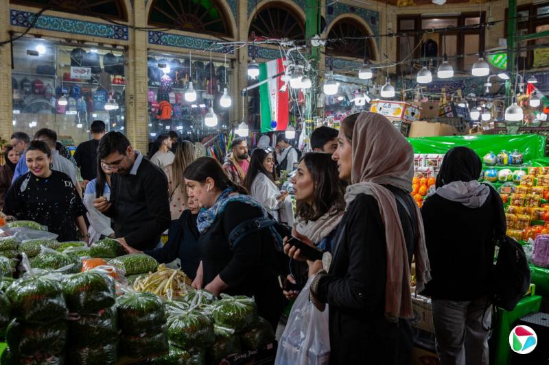 ���£��º���һ�������ڵĹ����ߡ�