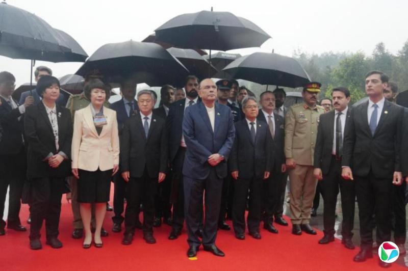 �ͻ�˹̹��ͳ�û�����ɽ ��ë��ͭ���׻���