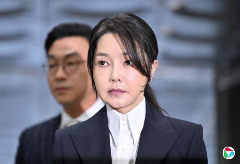 ��ϣ��������У������������� ����ؼ�ָ��������ת����