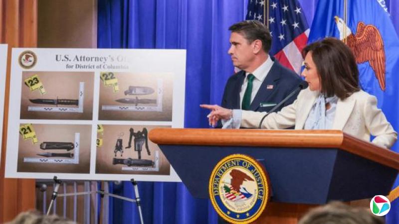 ������Աָ��һ�ź�����������չʾ�˼�������