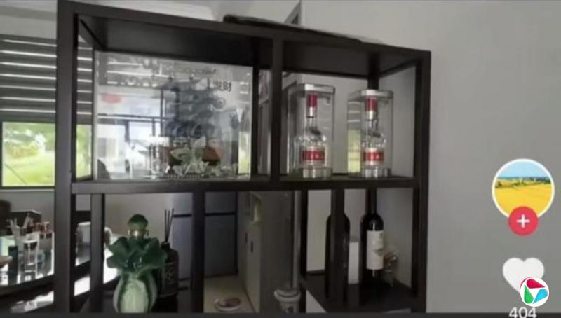 ����������Ӧ��ο���������˼��а�����Һ��ȷʵ������