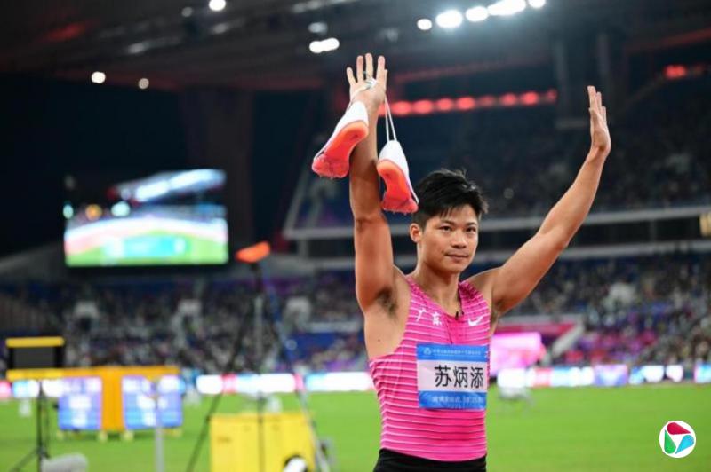 中国短跑名将苏炳添告别赛场