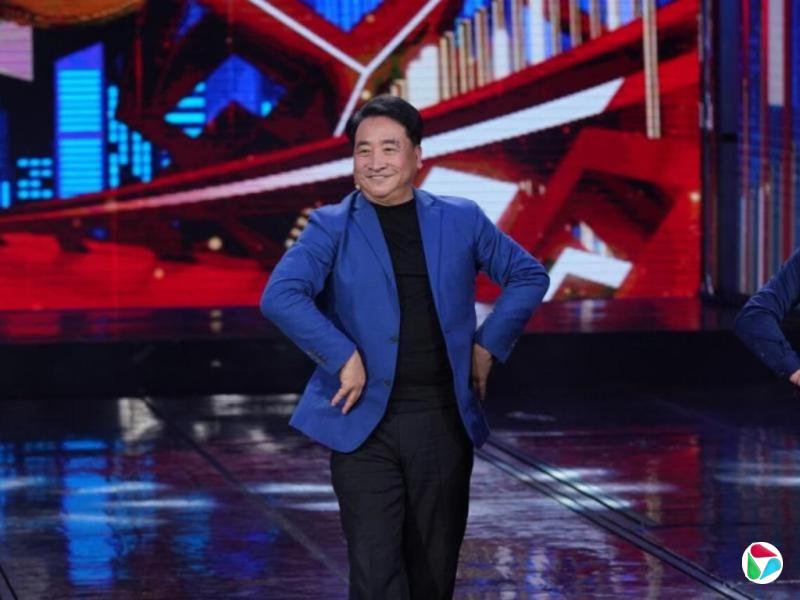 下午察:中国老艺术家“人在美国薪在汉”?