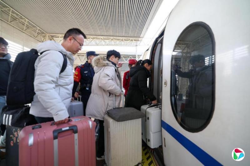 �й���������һ��������Ա������Ԥ��ͬ����6.3%