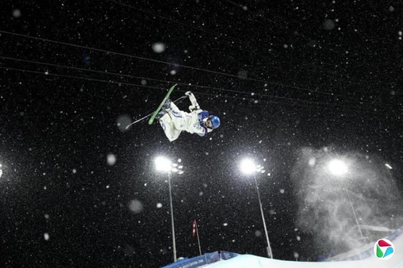 谷爱凌U池决赛推迟举行