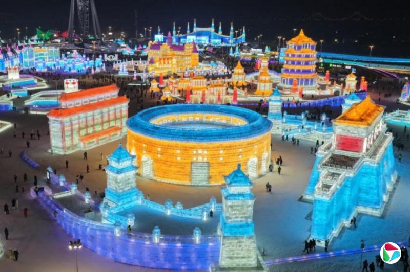 升温破历史极值 哈尔滨冰雪大世界融化严重提前闭园