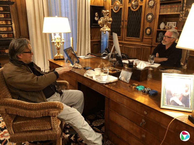 史蒂芬·班农是与爱泼斯坦有往来的权势人物之一,这些人皆拥有广泛的人脉关系。