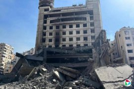 �ж�ս�����������½�չ������������һ��Ϯ��