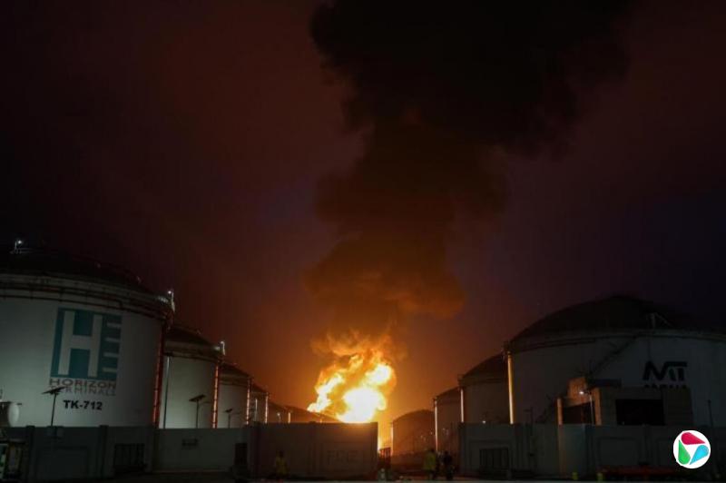 阿联酋应对导弹威胁 星期天拦截16枚导弹113架无人机