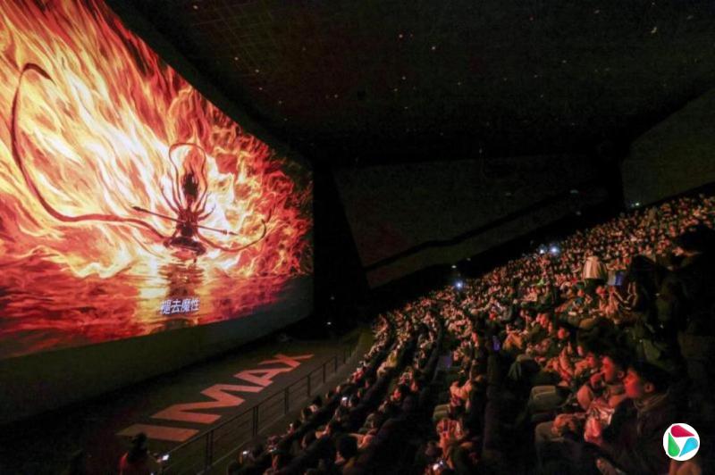 �������й���ӰƱ��ȫ��ռ�ȳ�28%