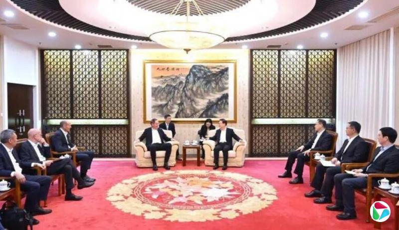 ֣դ�ࣺʮ�������й�������ҵ���ת�͹ؼ��׶�