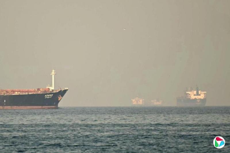 报道:伊朗议会拟立法对霍尔木兹海峡通行船只收费