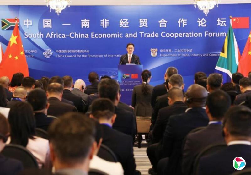 ����������Я�ֺ������ʹ�ƽ������ж������