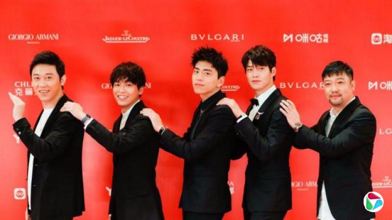 2019��6��15�գ����ݺ���Ա��ϯ��22���Ϻ����ʵ�Ӱ�ڿ�Ļʽ��