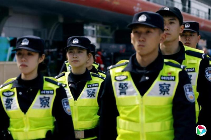 �����������ϴ������ɳ�Կ�Խְ��аԵ�ͻ���ڶ�����