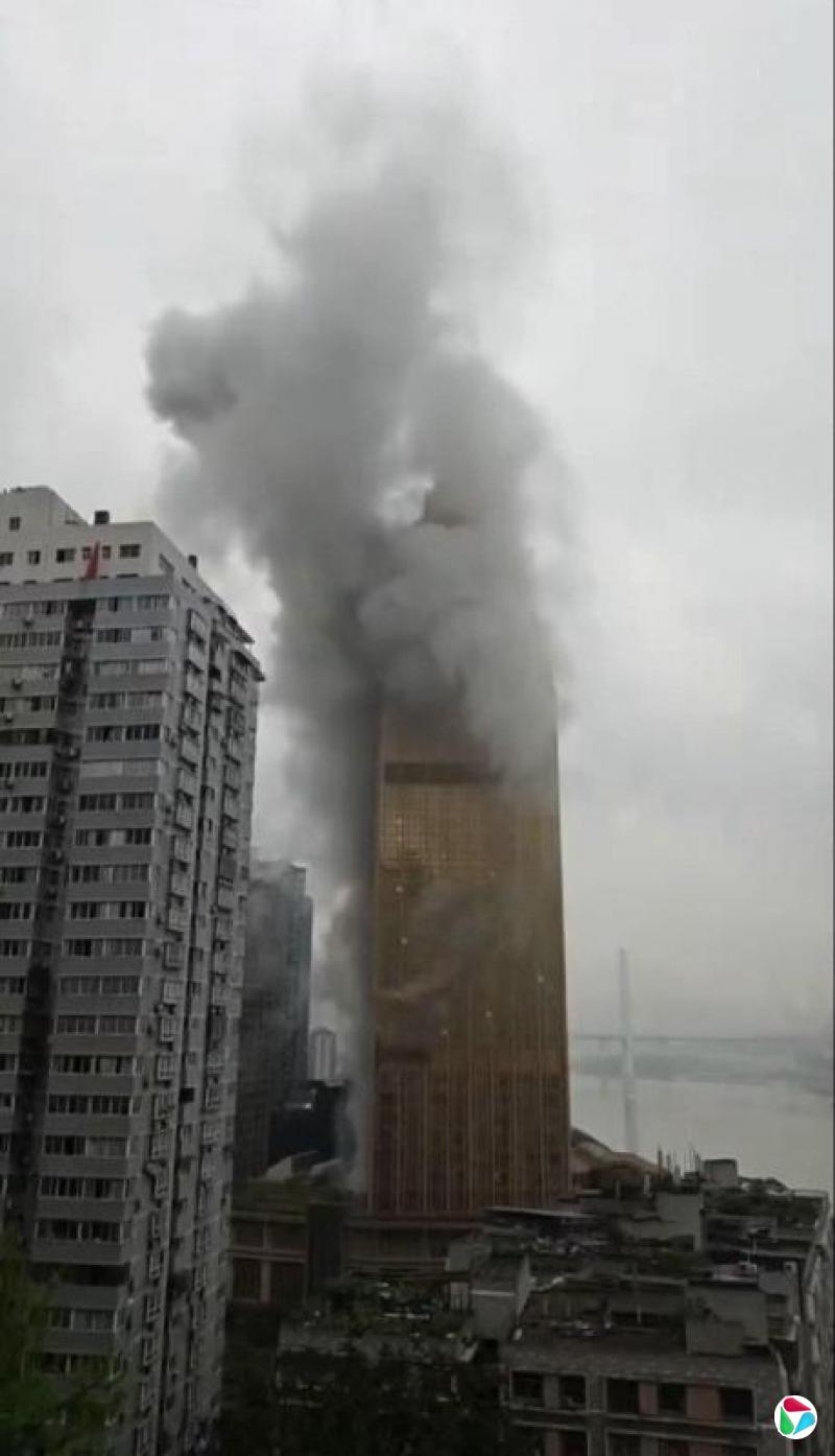 ����һ��¥ðŨ�� �������Ƶ�ϴ�·�����������