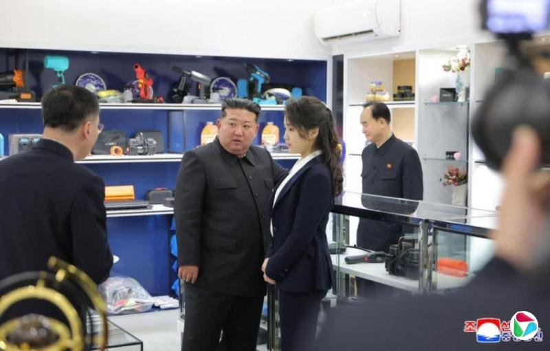 �����Ƴ�������Զ���� �������������¹�ϵ